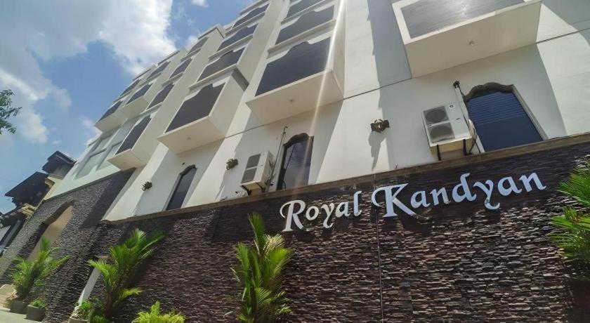 Royal Kandyan Exterior photo